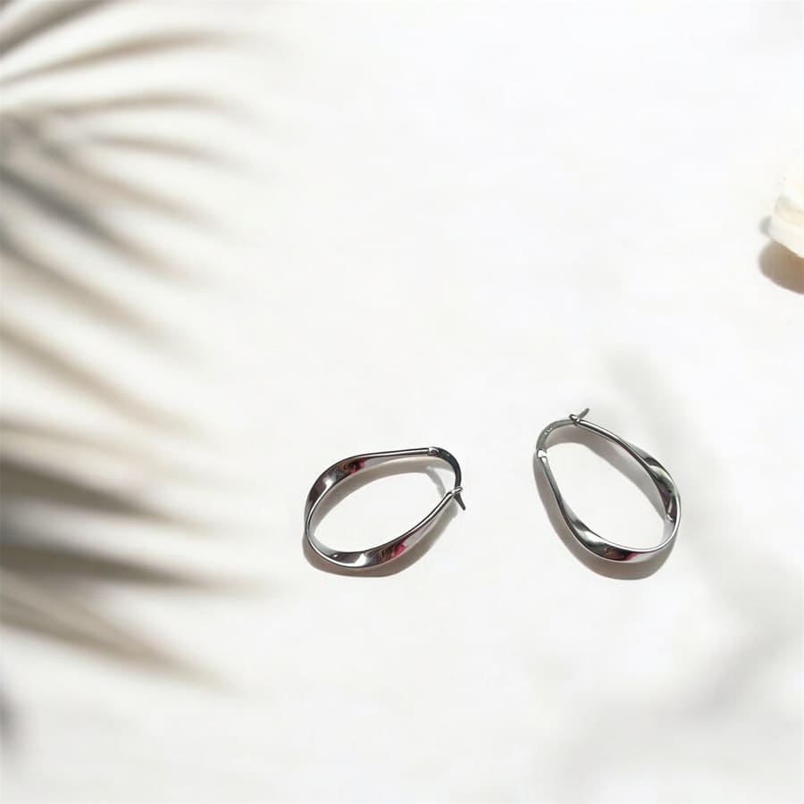Alabat Silver: srebrne kolczyki w kształcie kropli - Pearlippines Biżuteria