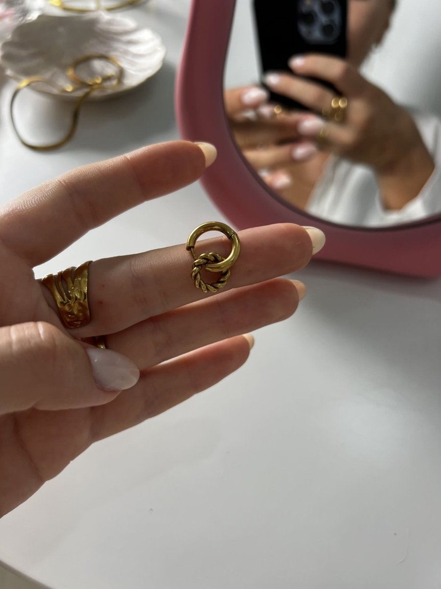 Bohol: delikatne kolczyki z akcentem skręconej liny - Pearlippines Biżuteria