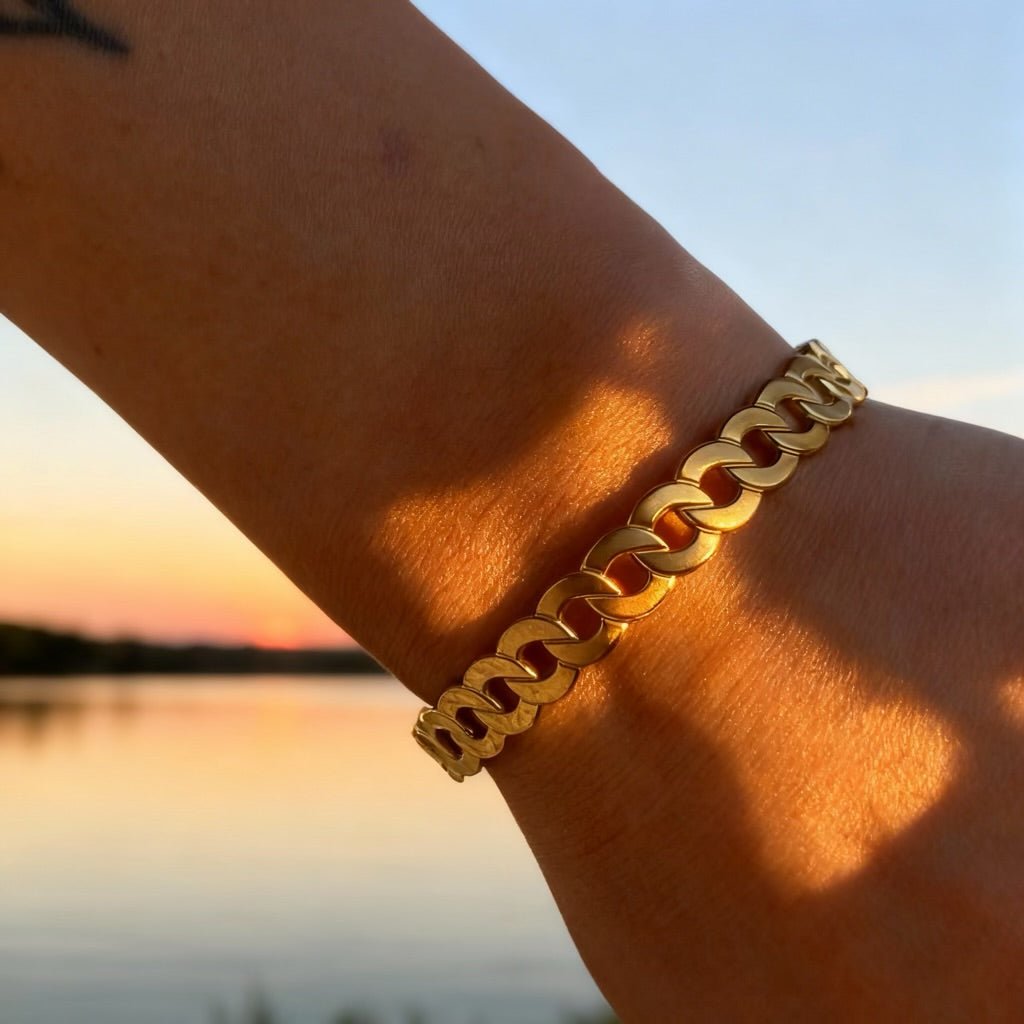 Cari: regulowana bransoletka bangle ze stali szlachetnej - Pearlippines Biżuteria