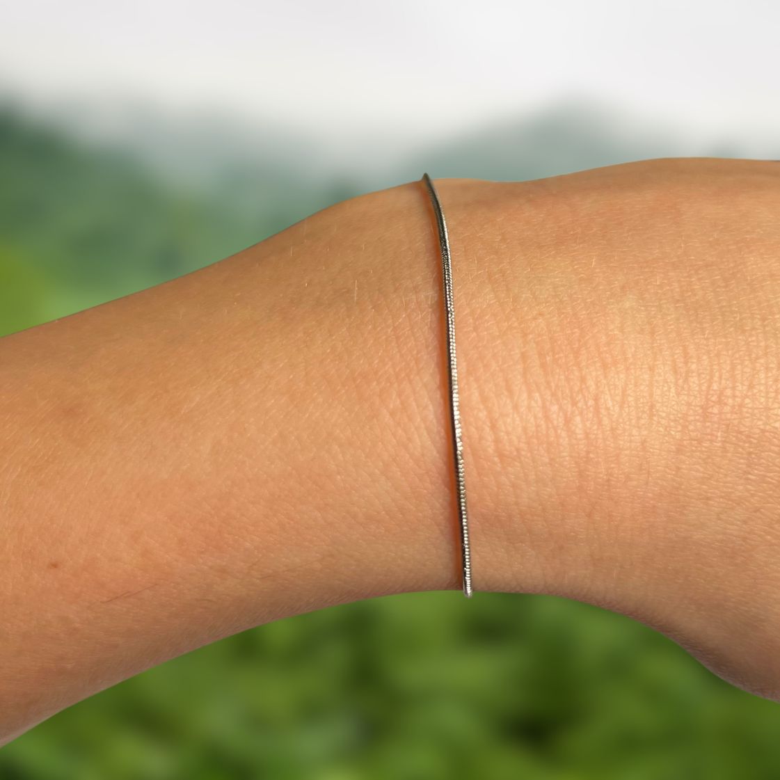 Cienka minimalistyczna bransoletka ze stali chirurgicznej - Pearlippines Biżuteria