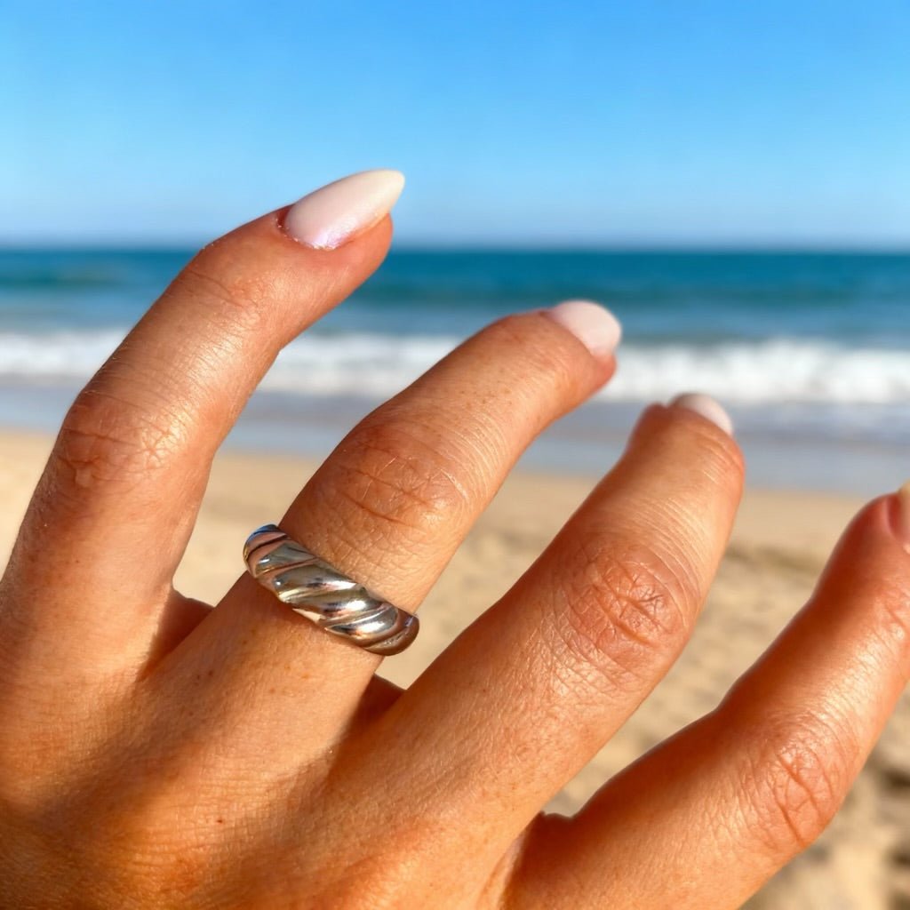 Cocoro: regulowany pierścionek ze stali - Pearlippines Biżuteria