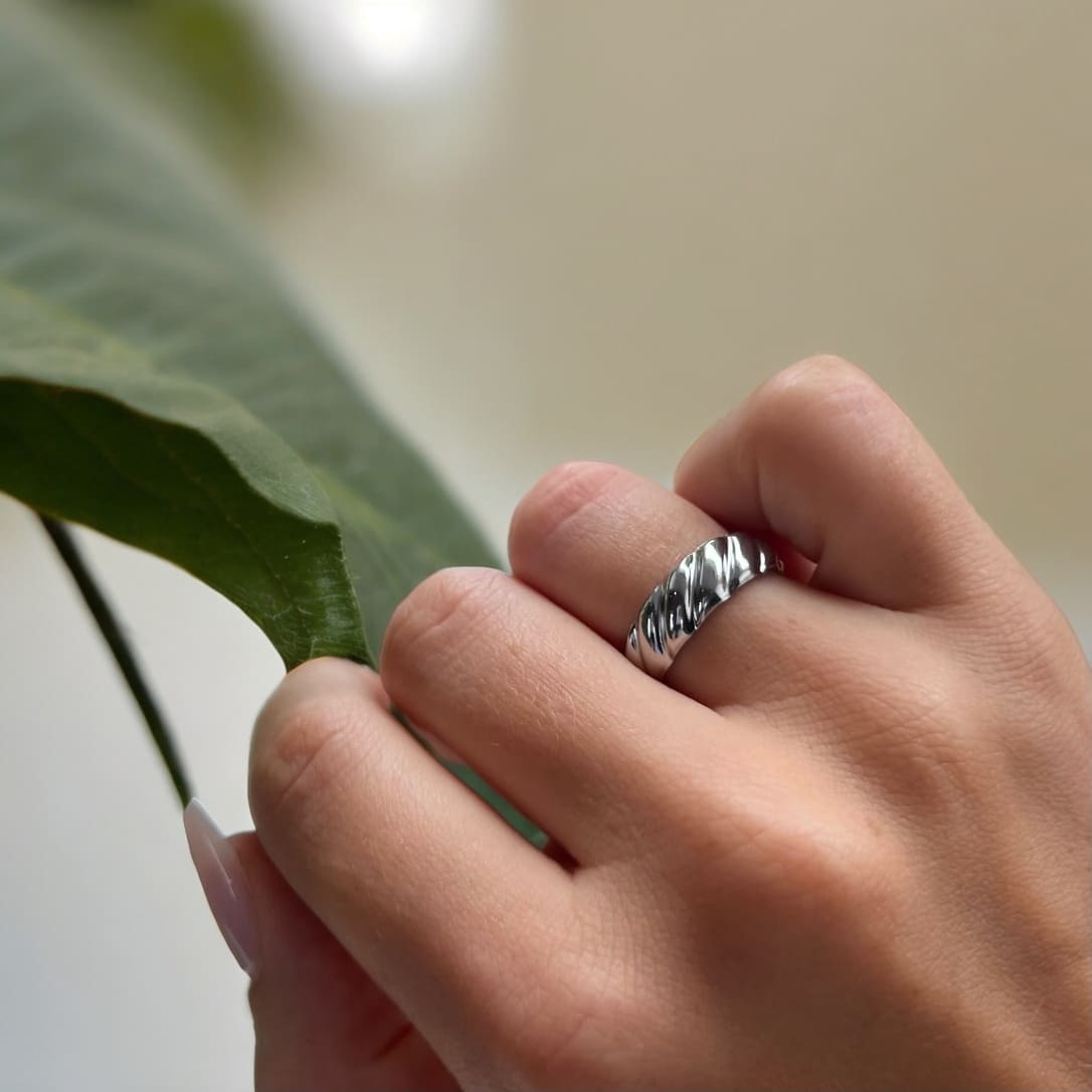 Cocoro: regulowany srebrny pierścionek ze stali - Pearlippines Biżuteria