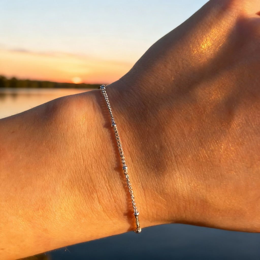 Coron: srebrna delikatna bransoletka z kuleczkami - Pearlippines Biżuteria