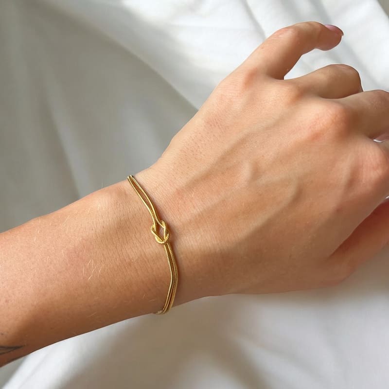 Elegancka bransoletka z supełkiem - Pearlippines Biżuteria
