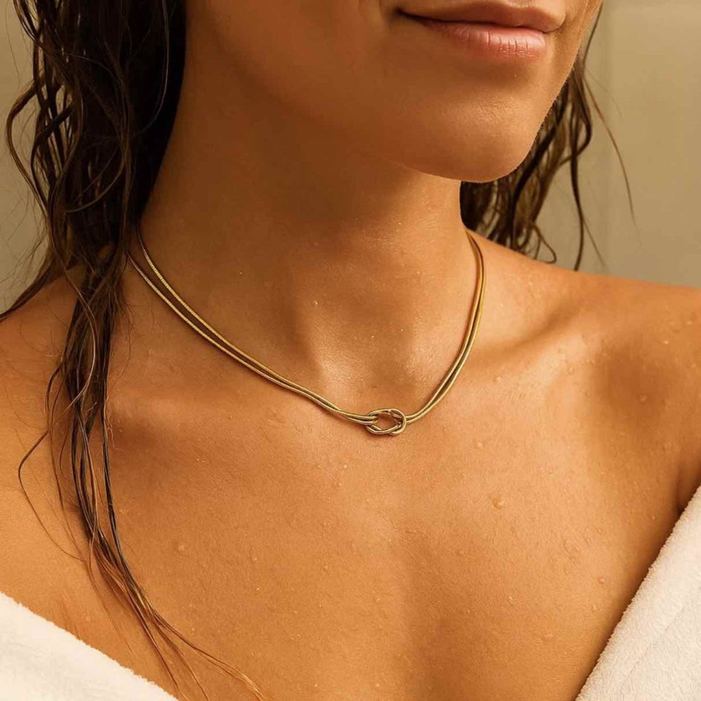 Eternity Knot: Naszyjnik z motywem nieskończoności - Pearlippines Biżuteria