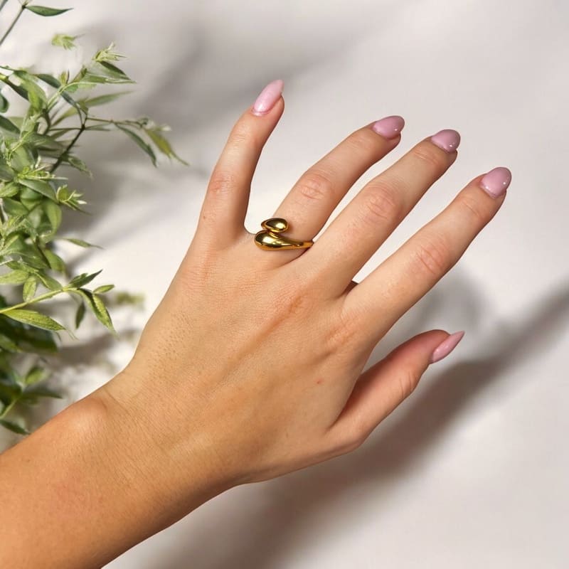 Gold Flow: nowoczesny pierścionek - Pearlippines Biżuteria