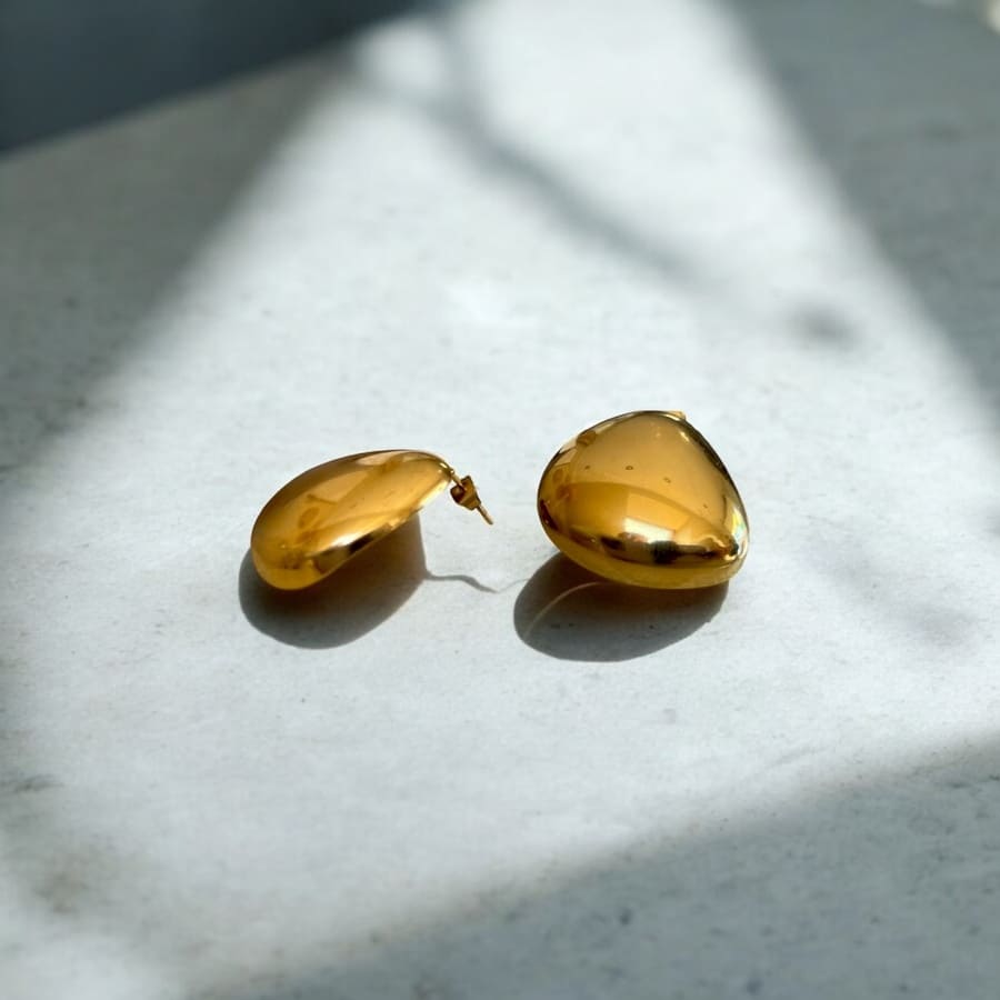 Golden Drop: złote owalne wyraziste kolczyki - Pearlippines Biżuteria