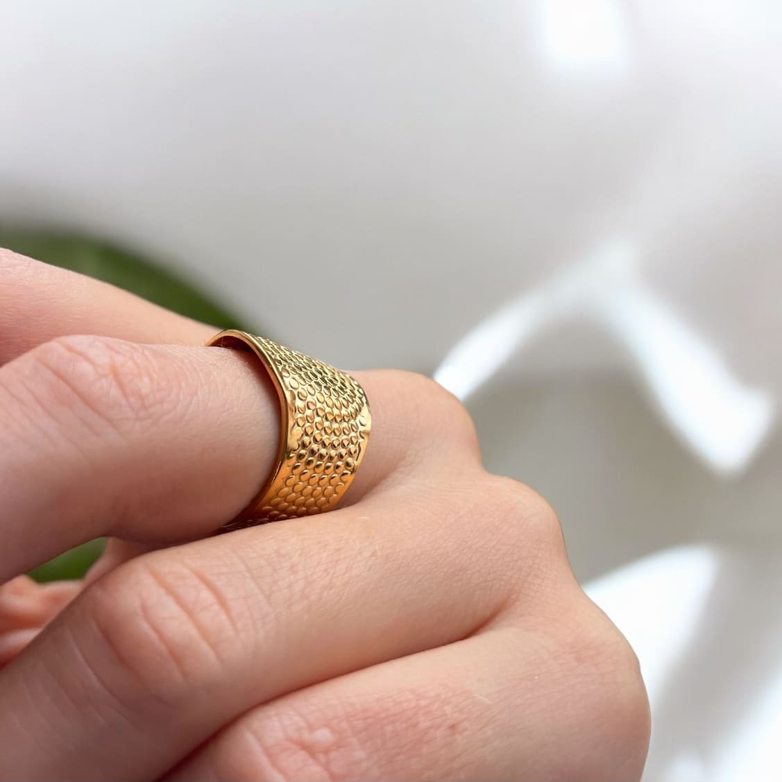 Hexa: szeroki regulowany pierścionek vintage - Pearlippines Biżuteria