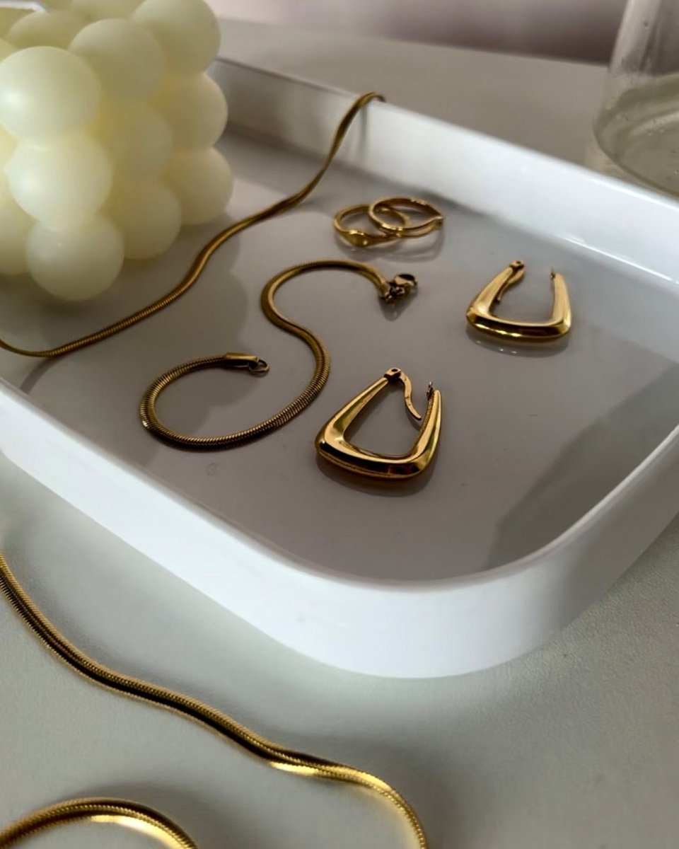 Klasyczne i wytrzymałe kolczyki trapezy - Pearlippines Biżuteria