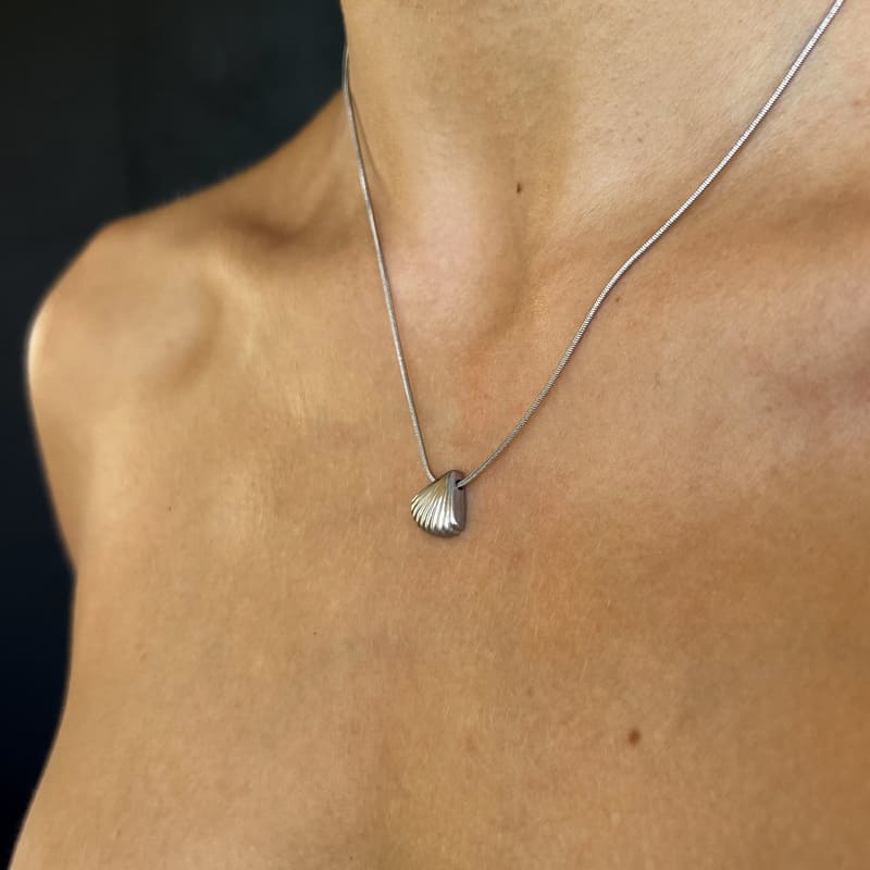 Lubang: srebrny naszyjnik z muszlą - Pearlippines Biżuteria