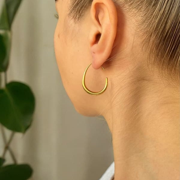 Owalne eleganckie minimalistyczne kolczyki - Pearlippines Biżuteria