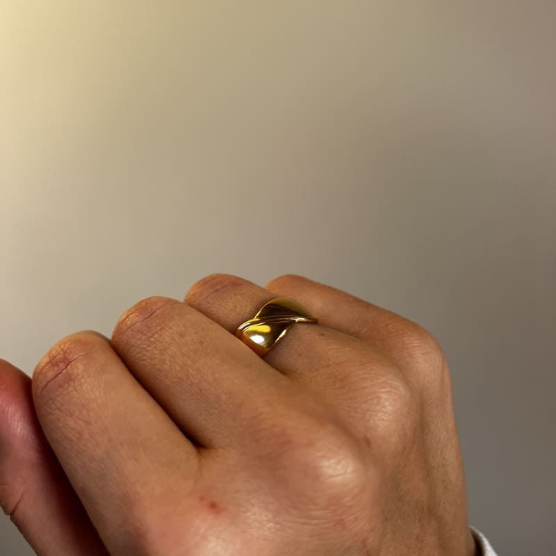 S - Line Ring: Regulowana szeroka obrączka - Pearlippines Biżuteria