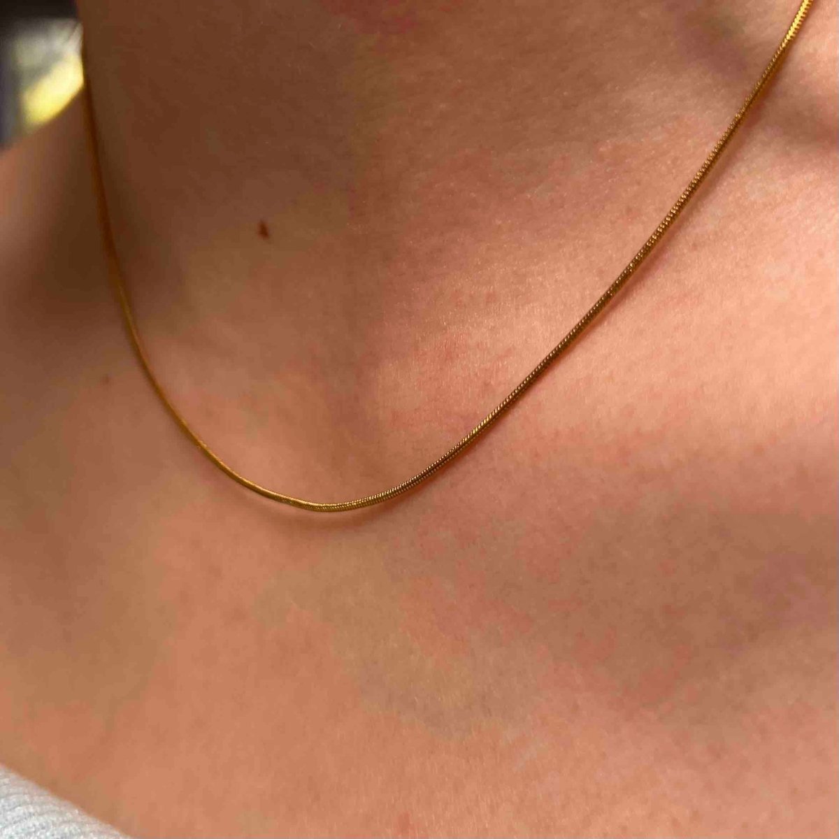 Simple: minimalistyczny cienki naszyjnik łańcuszek - Pearlippines Biżuteria