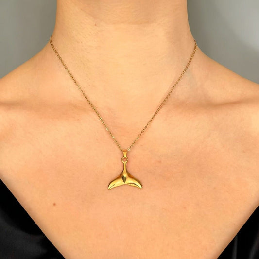 Whale Tail: Naszyjnik z zawieszką ogona wieloryba - Pearlippines Biżuteria